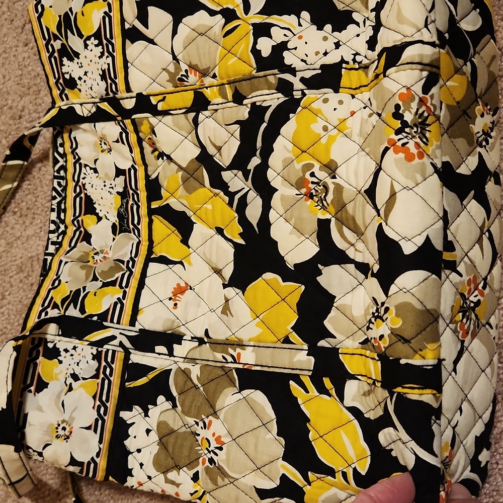 Retired Vera Bradley Dogwood Print Tote, Excellent Condition, 11x14 - Picture 5 of 13
